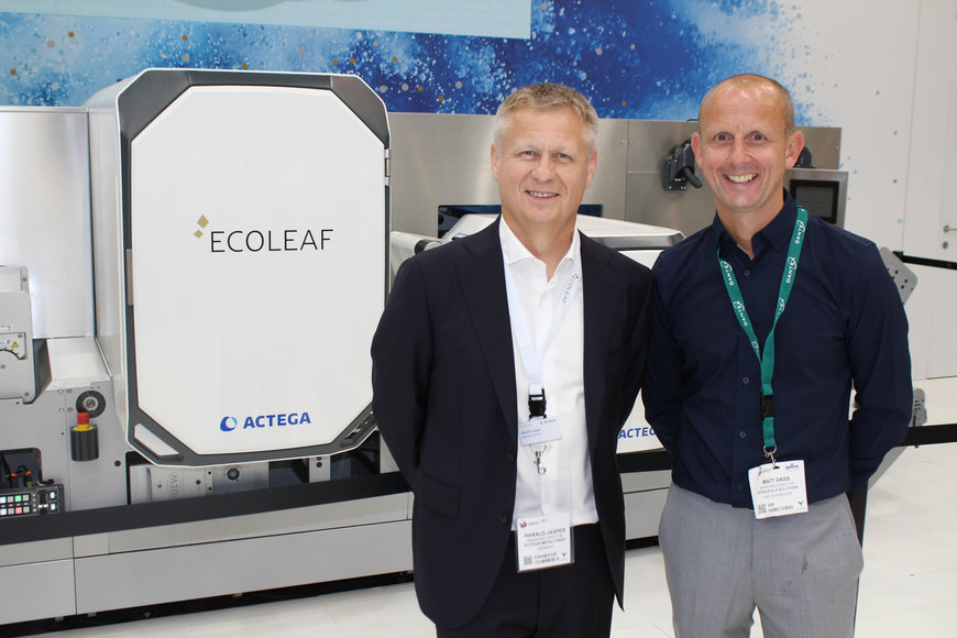 ACTEGA bestätigt, dass mit ECOLEAF jetzt hohe Geschwindigkeiten erreicht werden können und Branchenführer die On-Demand-Metallisierung übernehmen